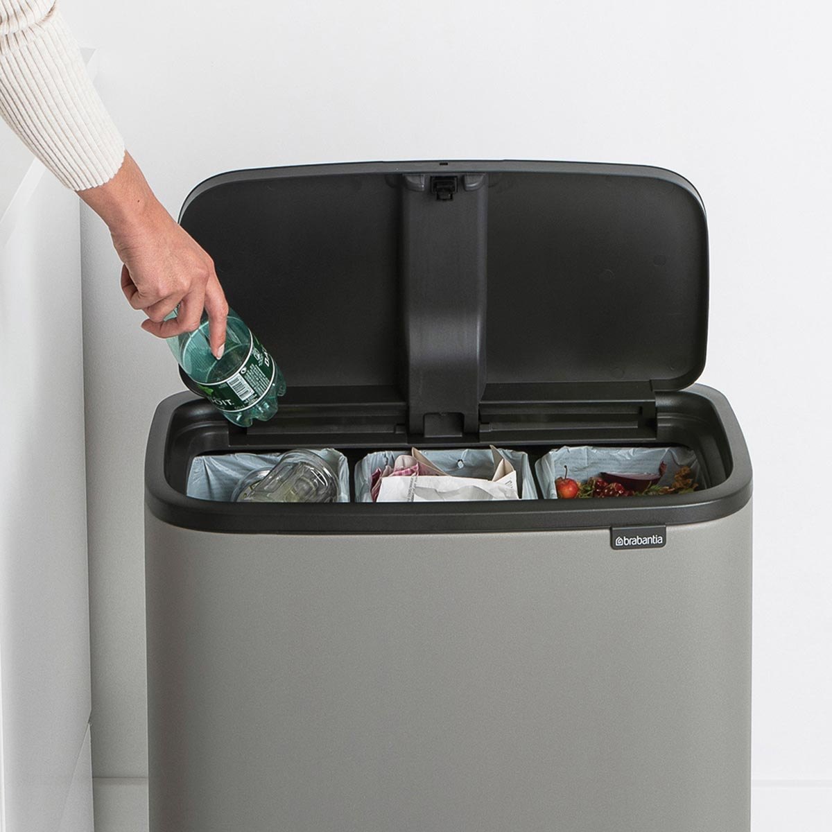 Bo Touch Bin 3x11 Mineral Concrete Grey | Pattumiera — foto 8